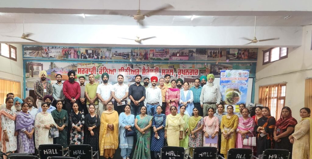 A one-day environmental education workshop was organized for the principals of private and aided schools of the district and teachers in charge of the eco club at Government Girls' School Rupnagar.