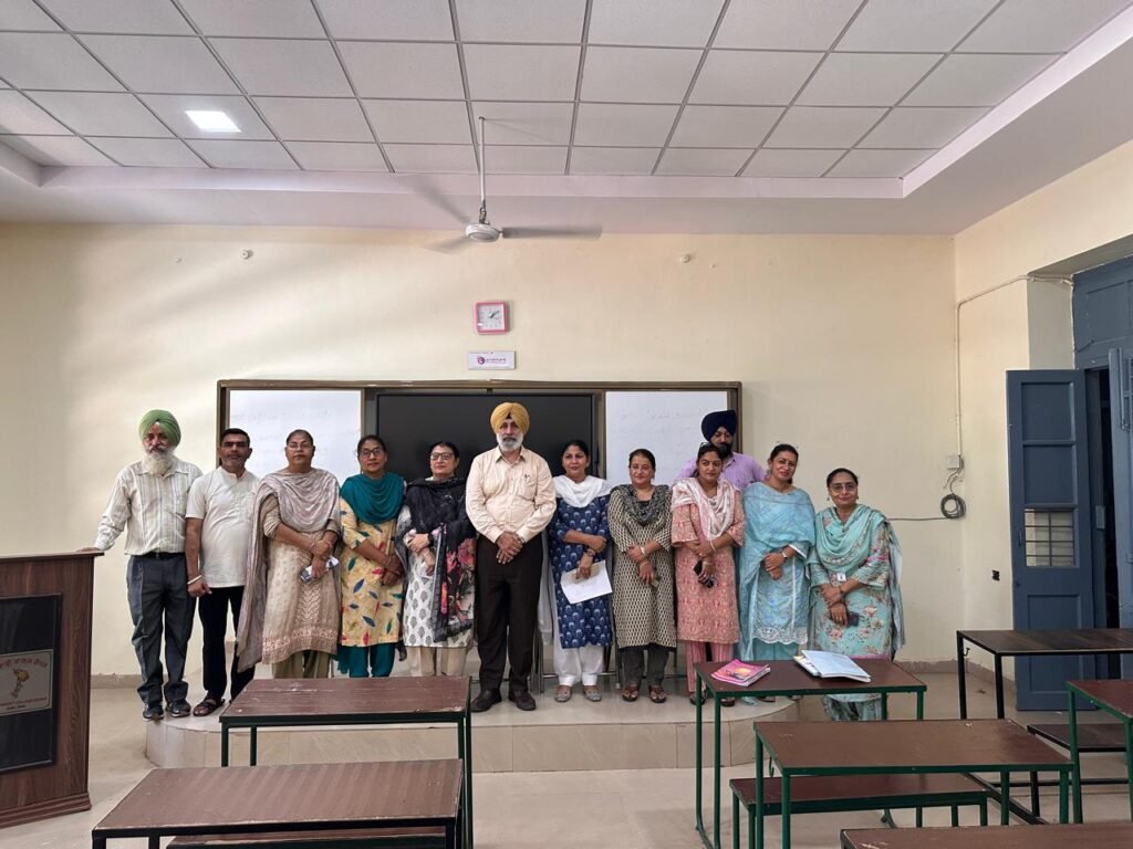 Post Graduate Punjabi Department, Government College Ropar organized a conference on the importance of library 