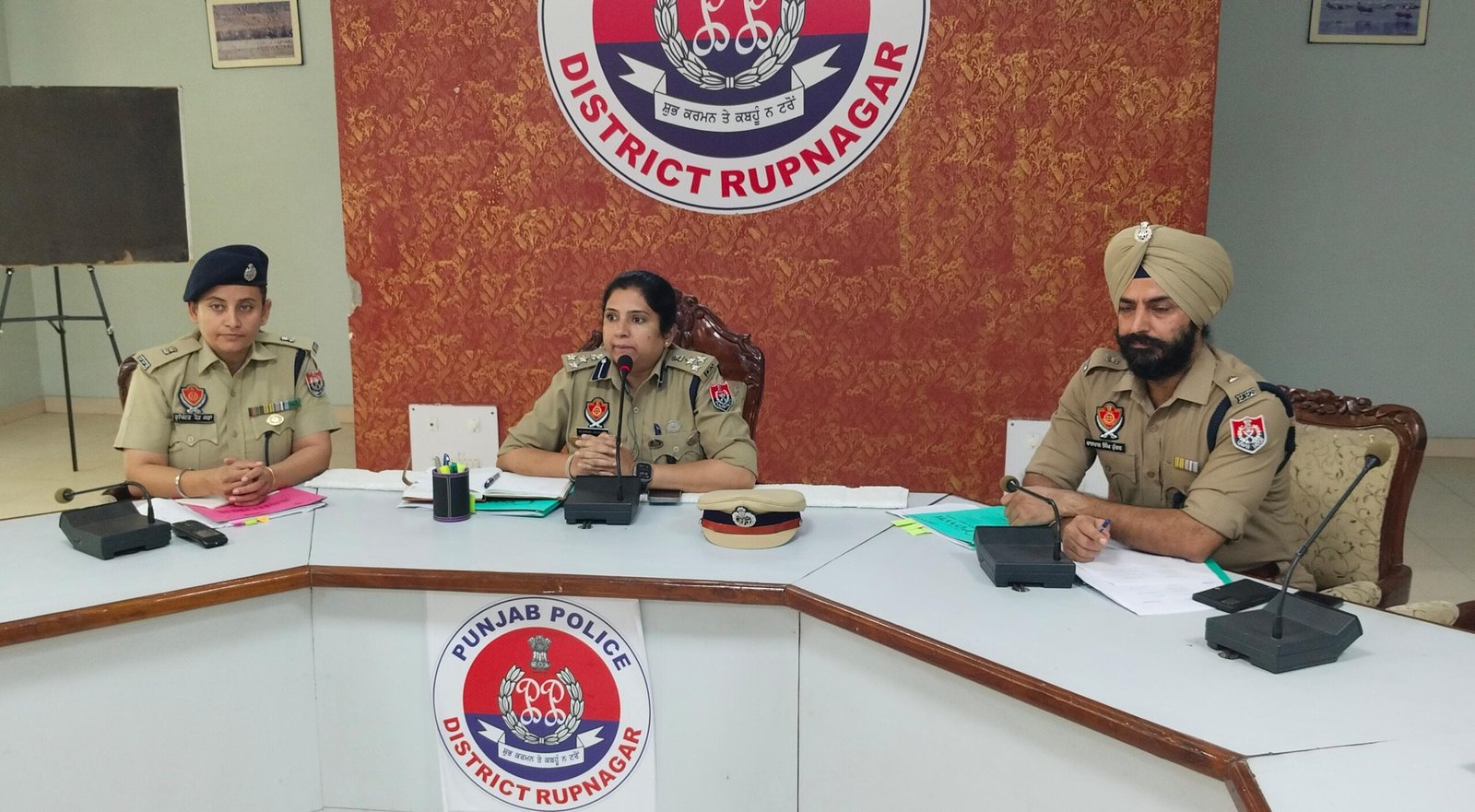 Deputy Inspector General of Police Rupnagar Range held a meeting regarding the Panchayat elections