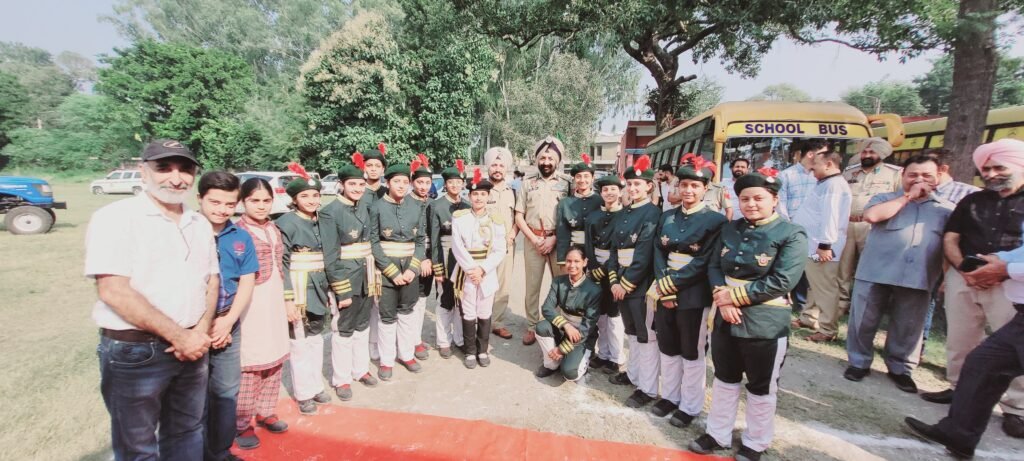 The students welcomed the Hon'ble Chief Minister of Punjab with the school band Girls school nangal 