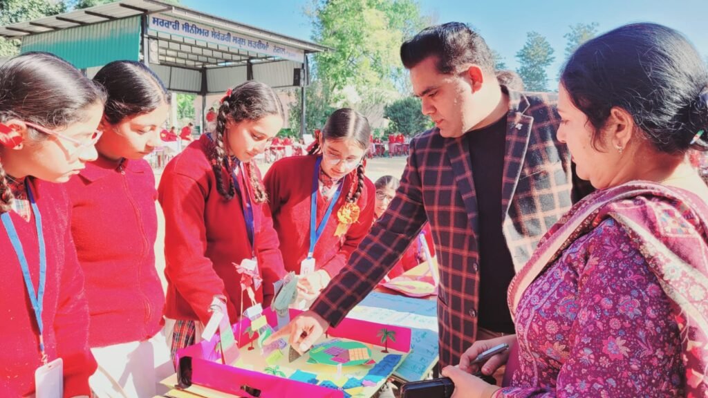 An exhibition on science and mathematics was organized by the students of Government Girls Senior Secondary School Nangal