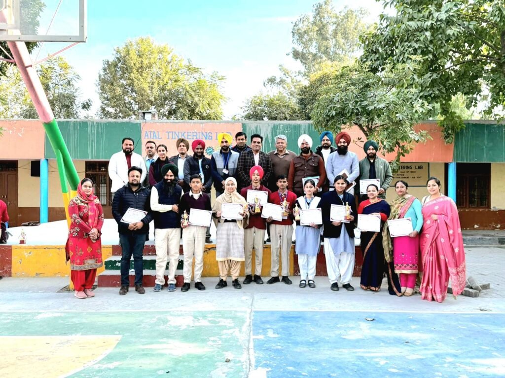 District level quiz competition was organized at Government Girls Senior Secondary School, Shri Anandpur Sahib.