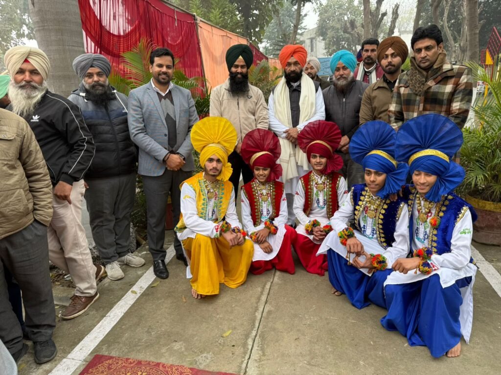 The two-day youth fest of schools of Chamkaur Sahib constituency was held at Lutheri School with great pomp and show.