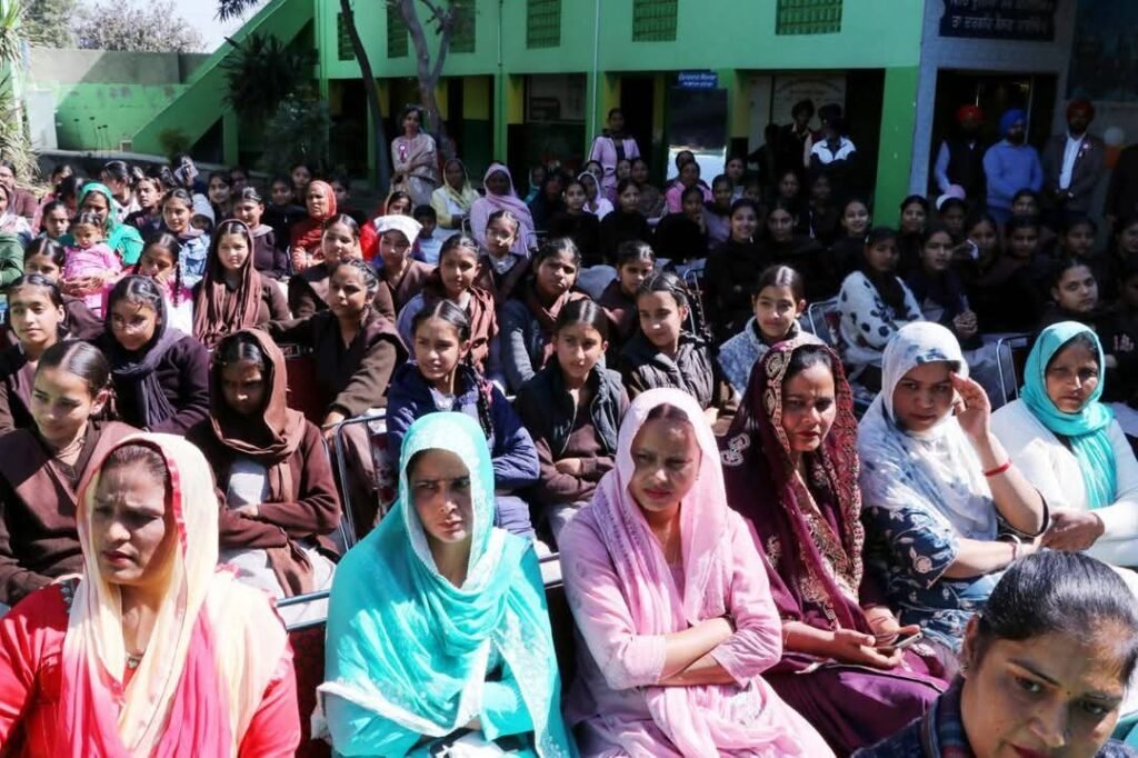 Annual prize distribution ceremony was organized at Government Senior Secondary School Jhallian Kalan.
