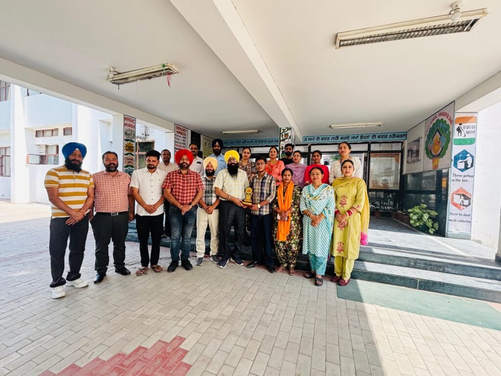 Vivek Kumar made the name of Adarsh ​​School shine in the area by getting his name listed in the merit list of 12th Science results in Punjab School Education Board - Principal Avtar Singh Daroli