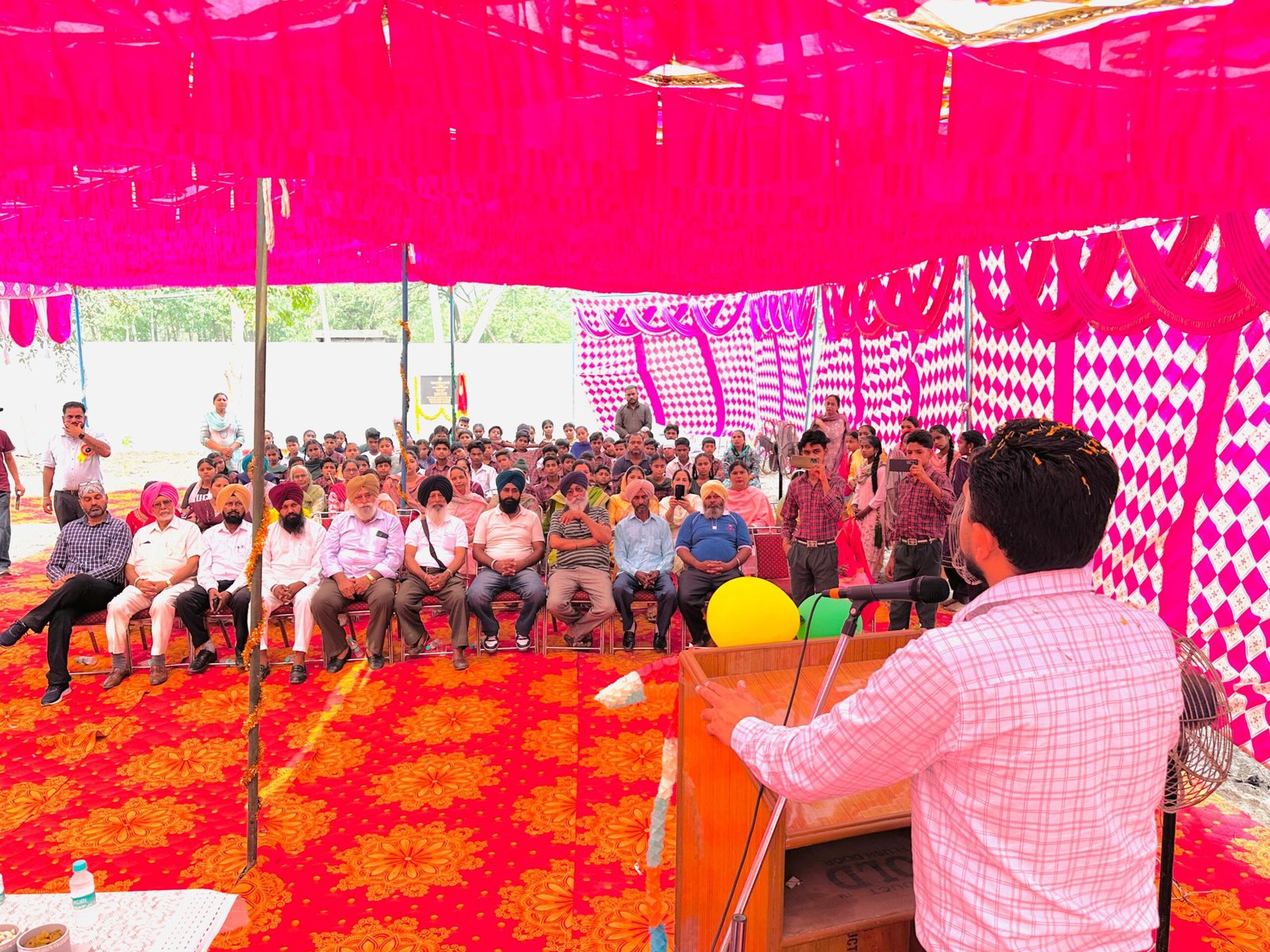 ਸਰਕਾਰੀ ਸਕੂਲਾਂ ਦੇ ਵਿਦਿਆਰਥੀਆਂ ਨੂੰ ਸਮੇਂ ਦੇ ਹਾਣੀ ਬਣਾਉਣ ਲਈ ਹਰ ਲੋੜੀਂਦੀ ਕੋਸ਼ਿਸ਼ ਕਰਾਂਗੇ - MLA Chadha