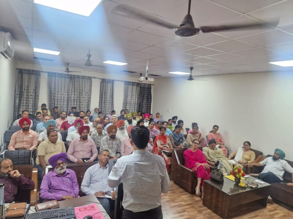A general meeting of the principals of government senior secondary schools of district Rupnagar was held at DIET Rupnagar. Prem kumar Mittal