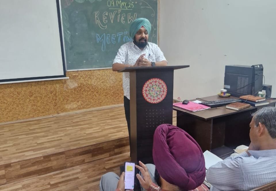 A general meeting of the principals of government senior secondary schools of district Rupnagar was held at DIET Rupnagar. Surinder Pal Singh
