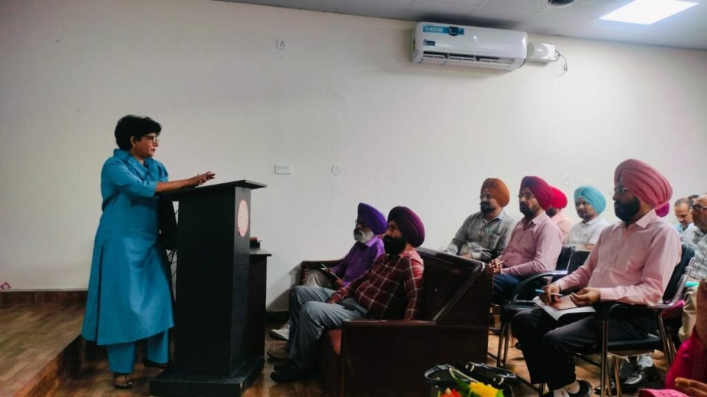 DIET ਰੂਪਨਗਰ, monika Bhutani 