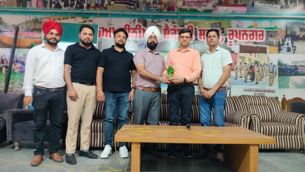 Workshop with the participation of 450 teachers under the Environment Education Program, ਇਕ ਪੇੜ ਮਾਂ ਕੇ ਨਾਮ