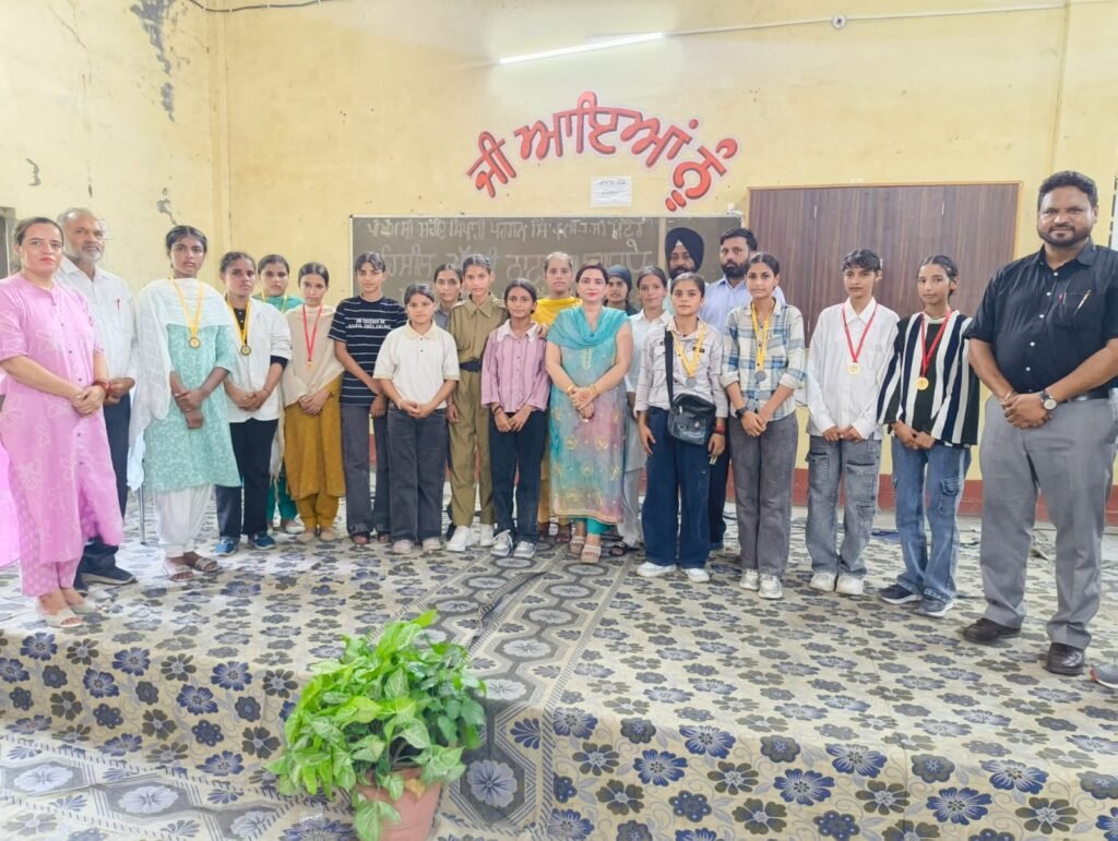 Inter-school competition against drugs held at Mataur School