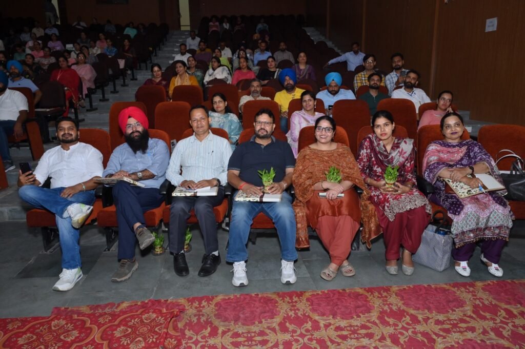 Cluster level workshop for school eco-clubs successfully organized at Rupnagar, dishant Mehta 