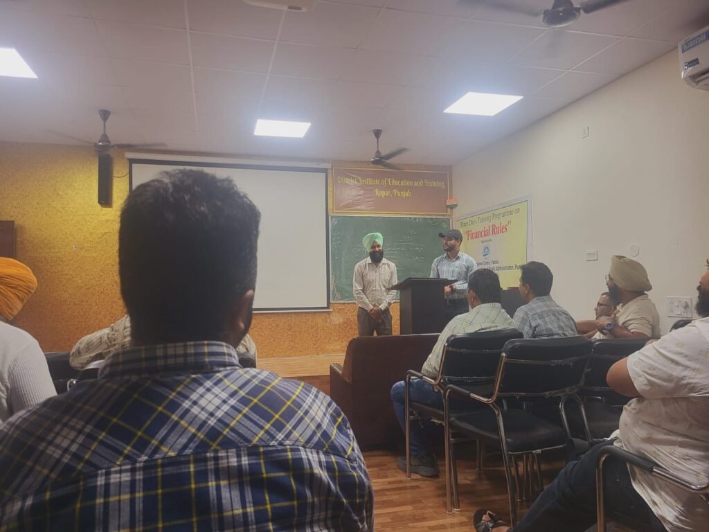 District Review Meeting held successfully at DIET, Ropar, DIET, ਰੋਪੜ ਵਿਖੇ ਜ਼ਿਲ੍ਹਾ ਸਮੀਖਿਆ ਮੀਟਿੰਗ ਸਫਲਤਾਪੂਰਵਕ ਆਯੋਜਿਤ,ਪੰਜਾਬੀ ਨਿਊਜ਼, Punjabi News