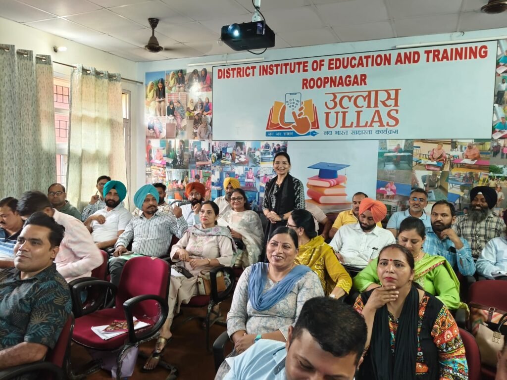 ਰੂਪਨਗਰ ਵਿਖੇ ਬਲਾਕ ਕੋਆਰਡੀਨੇਟਰਾਂ ਦੀ ਤਿੰਨ ਦਿਨਾਂ ਇੰਡਕਸ਼ਨ ਟ੍ਰੇਨਿੰਗ ਸਫਲਤਾਪੂਰਵਕ ਪੂਰੀ, ਸਿੱਖਿਆ ਖੇਤਰ ਵਿੱਚ ਨਵੀਆਂ ਦਿਸ਼ਾ-ਨਿਰਦੇਸ਼ਾਂ ਦਾ ਕੀਤਾ ਗਿਆ ਪ੍ਰਚਾਰ 2 Three-day induction training of block coordinators completed successfully at Rupnagar, new guidelines promoted in the education sector