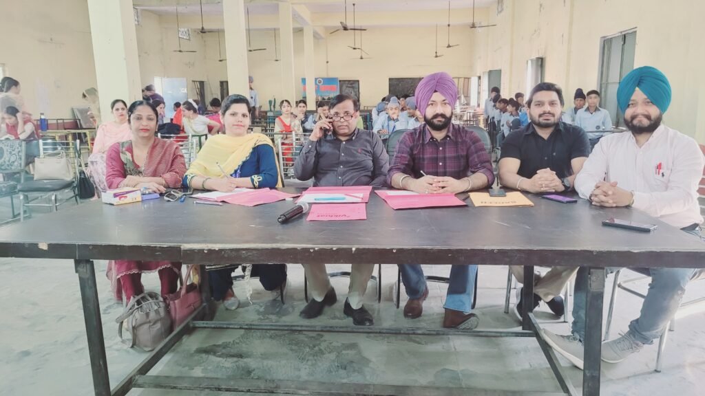 Ek Bharat Shreshtha Bharat ਮੁਕਾਬਲੇ ਸ਼ਹੀਦ ਪਰਗਨ ਸਿੰਘ ਸਰਕਾਰੀ ਹਾਈ ਸਕੂਲ ਮਟੋਰ ਵਿਖੇ ਸਫਲਤਾਪੂਰਵਕ ਆਯੋਜਿਤ 5 Ek Bharat Shreshtha Bharat competition successfully held at Shaheed Pargan Singh Government High School, Mator, Sri Anandpur Sahib