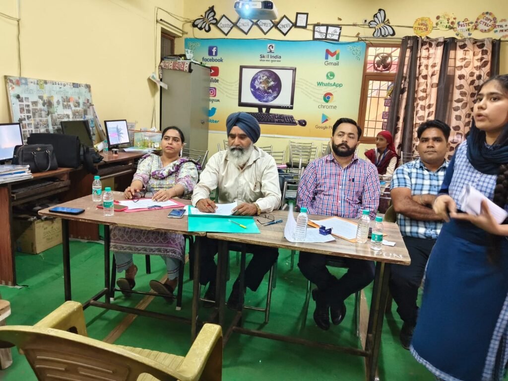 District level science seminar successfully completed at Government Girls Senior Secondary School, Rupnagar