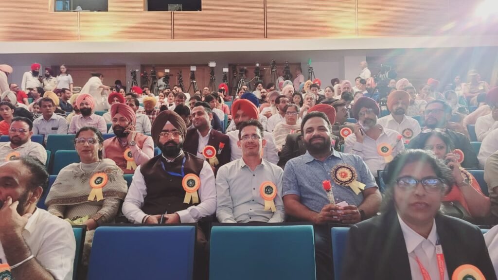 ਸ੍ਰੀ ਅਨੰਦਪੁਰ ਸਾਹਿਬ ਵਿਖੇ ਅਧਿਆਪਕ ਦਿਵਸ ਮੌਕੇ ਸ਼ਾਨਦਾਰ ਕਾਰਗੁਜ਼ਾਰੀ ਵਾਲੇ ਅਧਿਆਪਕਾਂ ਦਾ ਸਨਮਾਨ 6 Teachers’ Day Ceremony: CM Punjab S. Bhagwant Singh Mann Honors Top-Performing Educators