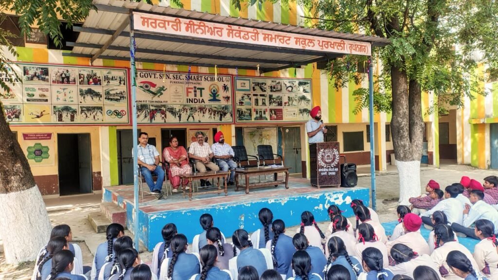 Career Guidance Programme Motivates Students at Purkhali and Haripur Schools 16 Career Guidance Programme Motivates Students at Purkhali and Haripur Schools