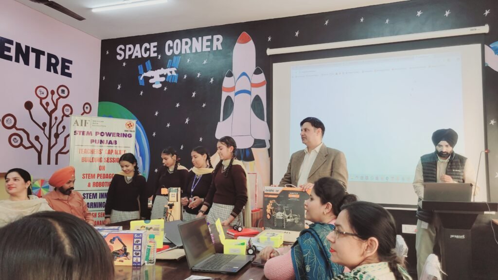 AIF ਵੱਲੋਂ STEM ਪੈਡਾਗੌਗੀ ਅਤੇ ਰੋਬੋਟਿਕਸ ਅਧਾਰਿਤ ਅਧਿਆਪਕ ਵਰਕਸ਼ਾਪ ਦੂਸਰੇ ਦਿਨ ਸਫ਼ਲਤਾ ਪੂਰਵਕ ਸੰਪੰਨ 10 AIF’s STEM-Robotics Workshop Delivers Advanced Skill Learning