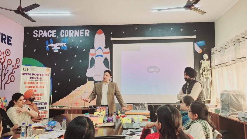 AIF ਵੱਲੋਂ STEM ਪੈਡਾਗੌਗੀ ਅਤੇ ਰੋਬੋਟਿਕਸ ਅਧਾਰਿਤ ਅਧਿਆਪਕ ਵਰਕਸ਼ਾਪ ਦੂਸਰੇ ਦਿਨ ਸਫ਼ਲਤਾ ਪੂਰਵਕ ਸੰਪੰਨ 12 AIF’s STEM-Robotics Workshop Delivers Advanced Skill Learning, Nikhil Mehta