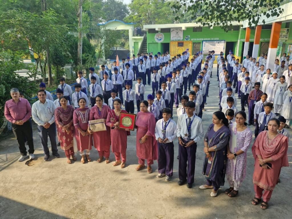 Students of Govt. High School Dasgrain Shine at National Quiz Competition 