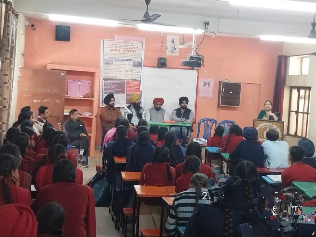 Mass Counselling Sessions Held in Rupnagar District 4 Mass Counselling Sessions Held in Rupnagar District