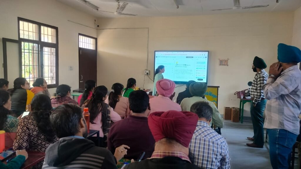 ਬਲਾਕ ਸ੍ਰੀ ਅਨੰਦਪੁਰ ਸਾਹਿਬ ਦੇ ਮਿਡਲ ਵਿੰਗ ਦੇ ਸਾਇੰਸ ਅਧਿਆਪਕਾਂ ਦਾ ਦੋ ਰੋਜ਼ਾ ਸੈਮੀਨਾਰ ਕੀਤਾ ਗਿਆ ਆਯੋਜਿਤ 7 Science Teachers’ Capacity-Building Seminar at Block Sri Anandpur Sahib