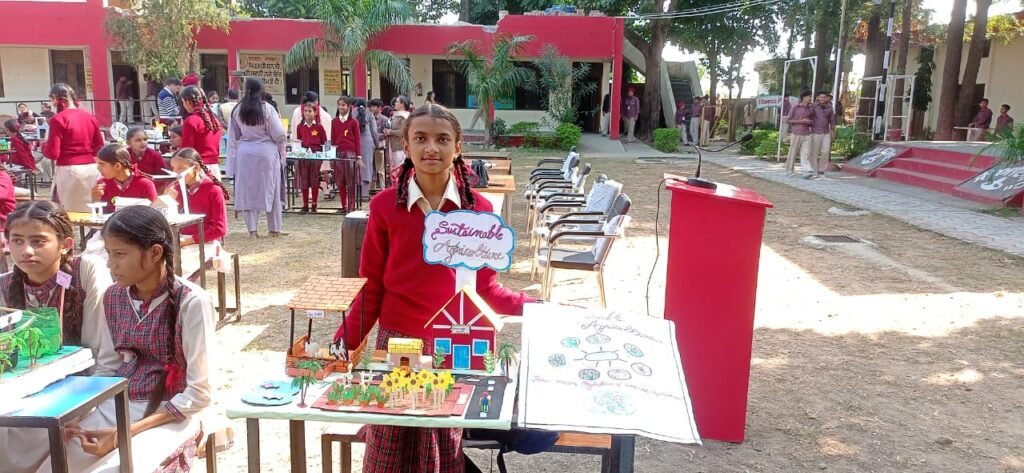 Nangal Block-Level Science Exhibition Held Under Rashtriya Avishkar Abhiyan 2025 9 Nangal Block-Level Science Exhibition Held Under Rashtriya Avishkar Abhiyan 2025