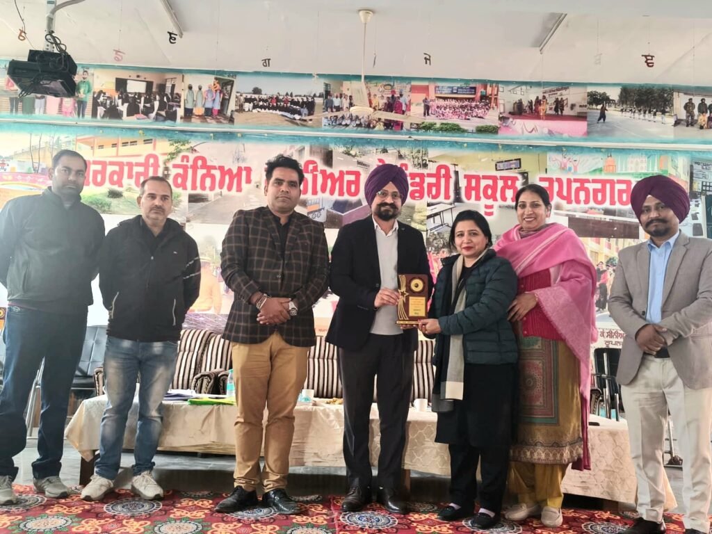 ਜ਼ਿਲ੍ਹਾ ਰੂਪਨਗਰ ਵਿੱਚ RAA ਤਹਿਤ 6ਵੀਂ ਤੋਂ 10ਵੀਂ ਜਮਾਤਾਂ ਲਈ ਜ਼ਿਲ੍ਹਾ ਪੱਧਰੀ ਕੁਇਜ਼ ਮੁਕਾਬਲਾ ਸਫ਼ਲਤਾਪੂਰਵਕ ਆਯੋਜਿਤ 9 IMG 20251209 WA0008