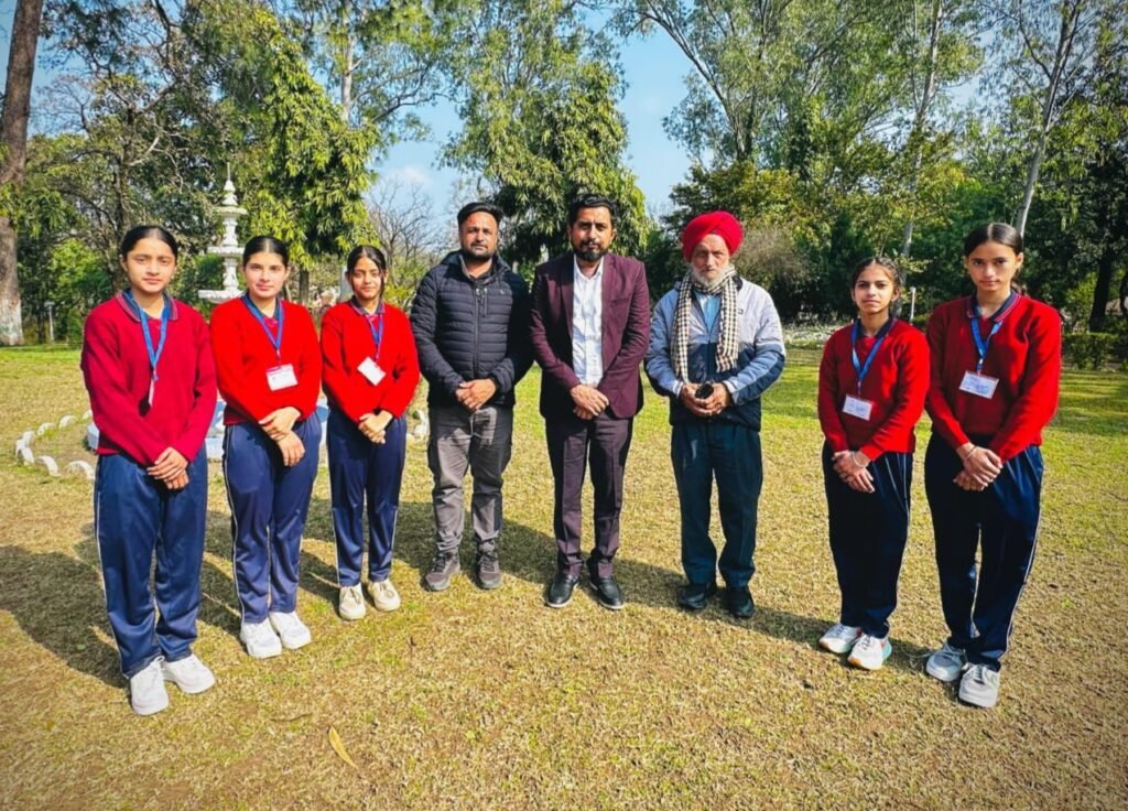 ਰਾਏਪੁਰ ਸਕੂਲ ਦੀ ਟੀਮ ਰਾਸ਼ਟਰੀ ਵਿਪਰੋ ਅਰਥੀਅਨ ਐਵਾਰਡ 2025 ਪ੍ਰਾਪਤ ਕਰਨ ਲਈ ਬੈਂਗਲੁਰੂ ਰਵਾਨਾ 2 Raipur Students to Represent Punjab at National Wipro Earthian Award 2025 in Bengaluru