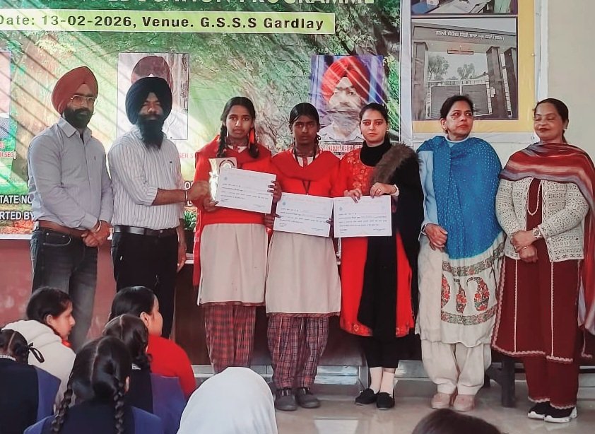 ਰੂਪਨਗਰ ਵਿੱਚ ਜ਼ਿਲ੍ਹਾ ਪੱਧਰੀ ‘Trash to Treasure' ਵਾਤਾਵਰਣ ਪ੍ਰਦਰਸ਼ਨੀ ਮੁਕਾਬਲੇ ਸਫਲਤਾਪੂਰਵਕ ਕਰਵਾਏ ਗਏ 33 IMG 20260213 WA0340