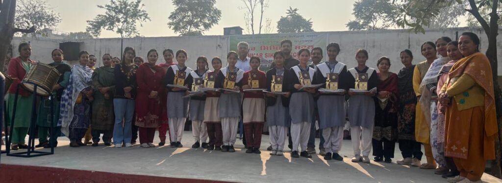 Wipro Earthian Awards Programme ਅਧੀਨ ਸਰਕਾਰੀ ਕੰਨਿਆ ਸੀਨੀਅਰ ਸੈਕੰਡਰੀ ਸਕੂਲ ਦਾ ਬਾਇਓਡਾਇਵਰਸਿਟੀ ਪ੍ਰੋਜੈਕਟ ਰਾਜ ਪੱਧਰ ਲਈ ਚੁਣਿਆ 2 Wipro Earthian Awards Programme