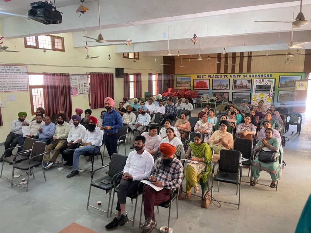 ਰੂਪਨਗਰ ਦੇ 81 ਅੱਪਰ ਪ੍ਰਾਇਮਰੀ ਸਕੂਲ ਸਨਮਾਨਿਤ, Knowledge Sharing Meeting ‘ਚ ਸ਼ਾਨਦਾਰ ਪ੍ਰਦਰਸ਼ਨ ਦੀ ਮਾਨਤਾ (6)