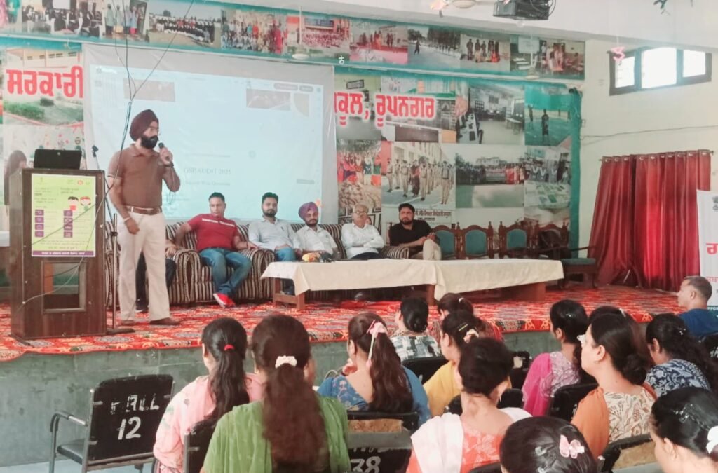 Eco Club Teachers Attend Green School Audit Workshop at Govt Girls School Rupnagar