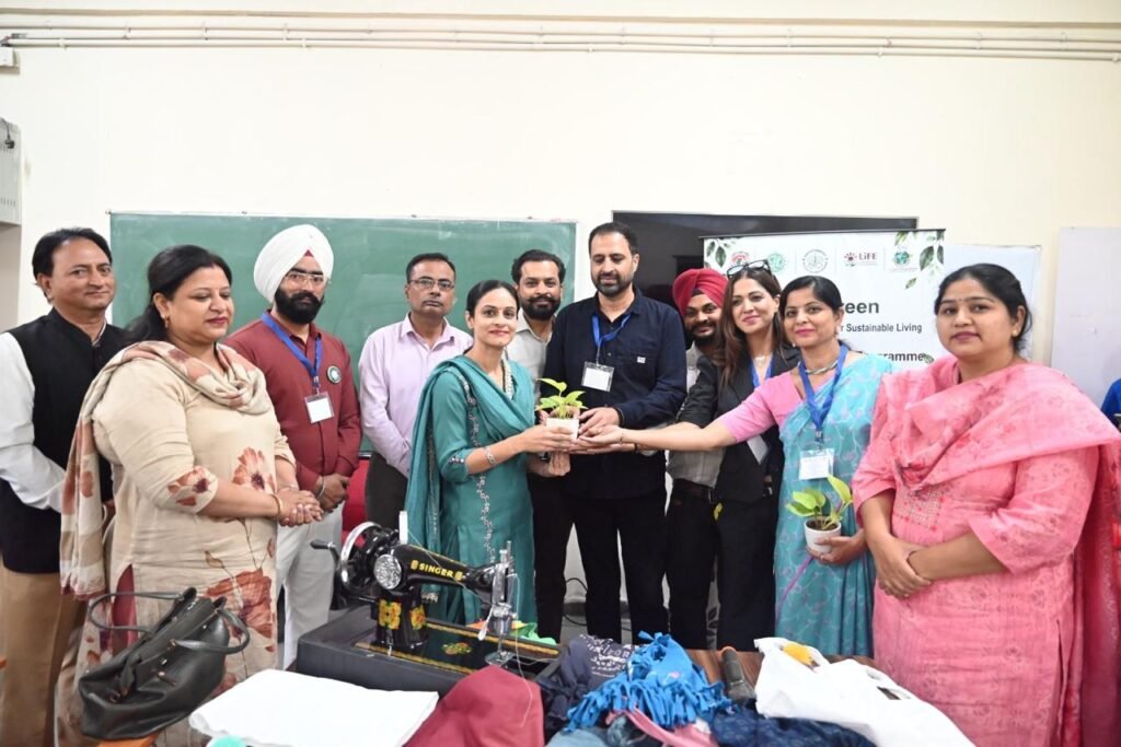 Film Actress Janita Doda Urges People to Use Cloth Bags and Reuse Old Items to Curb Plastic Pollution